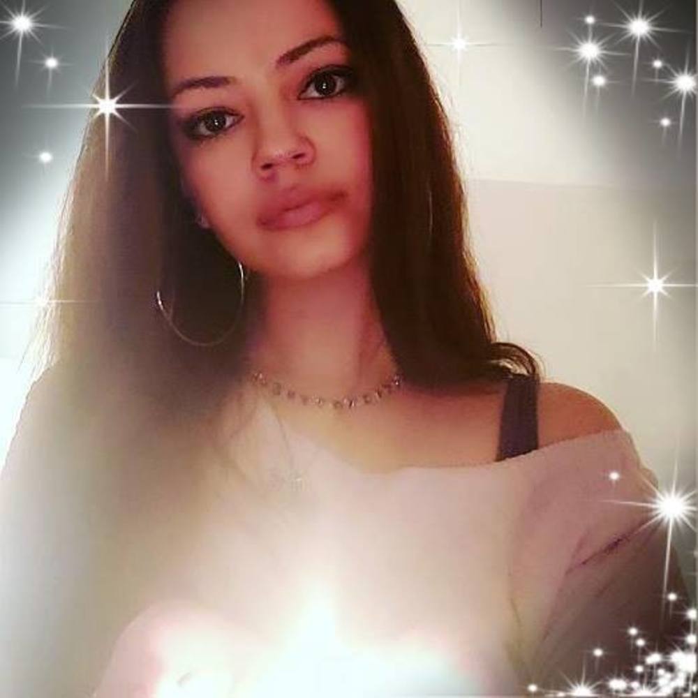 Meet your Posher, Renee danielle